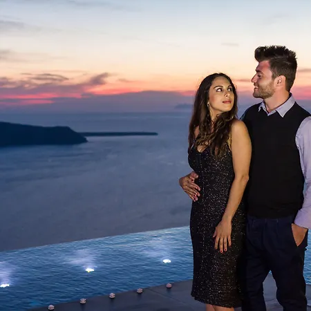 Galaxy & 3* Imerovigli (Santorini)