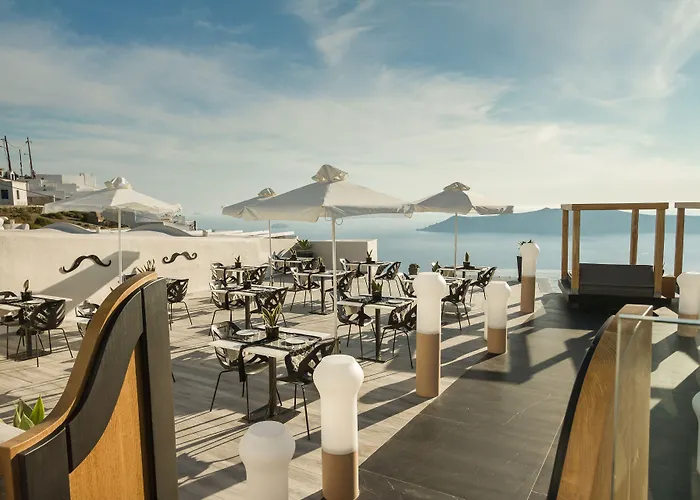 Galaxy & Hotel Imerovigli (Santorini)